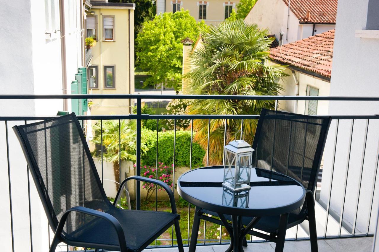 Residenza Emilia Apartment Padova Ngoại thất bức ảnh